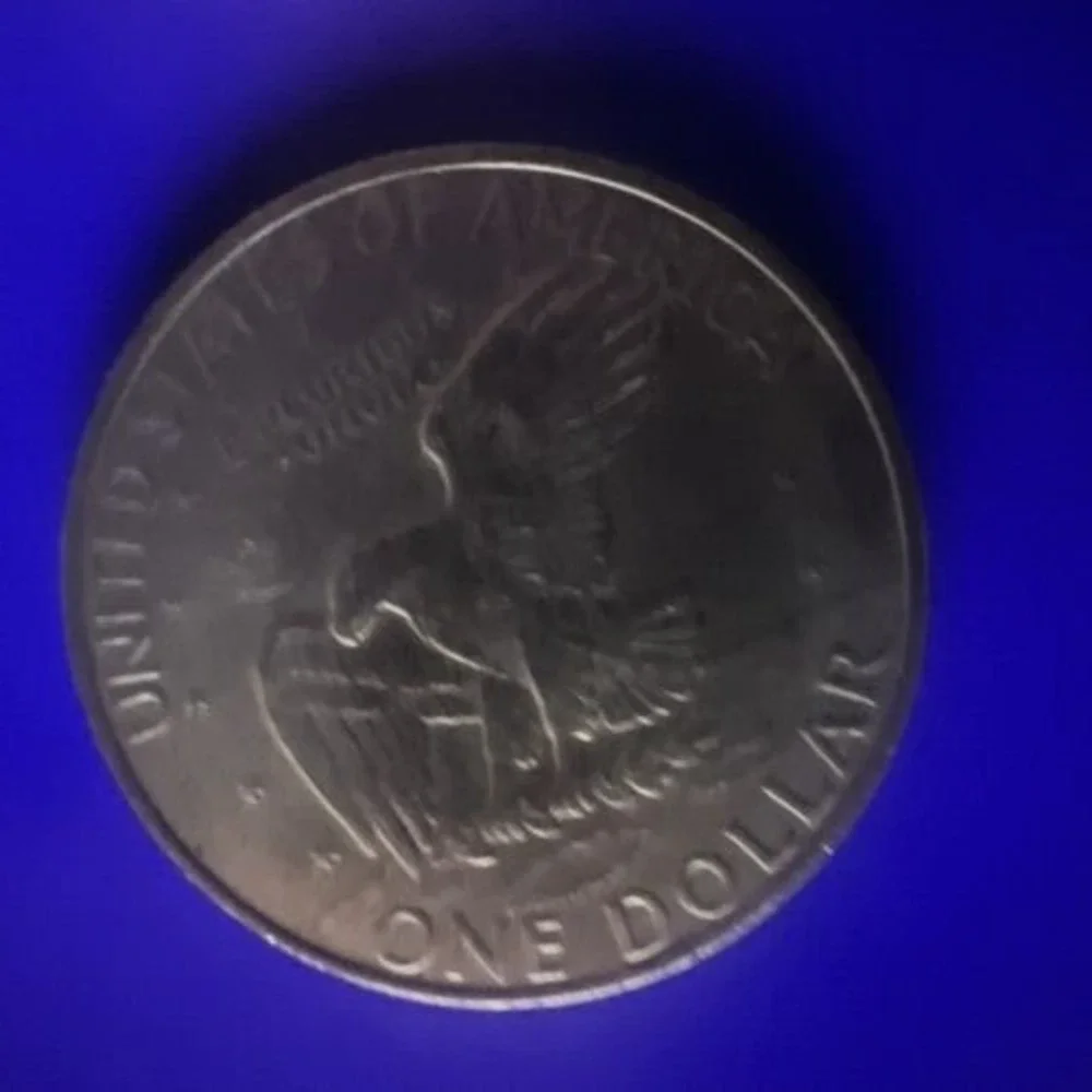 RARE!‎ 1972 USA One Dollar Liberty Eisenhower Coin Flying Eagle